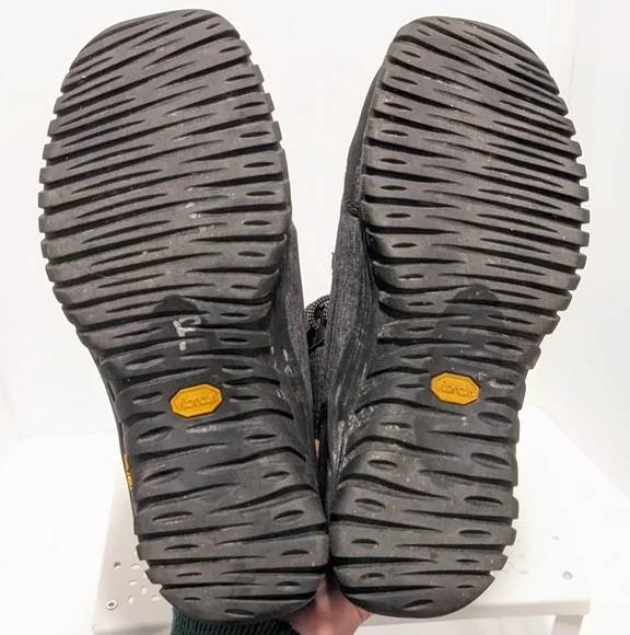 UGG Adirondack III winter boots - Picture 14 of 16